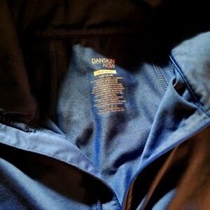 Semi fitted zippered jacket